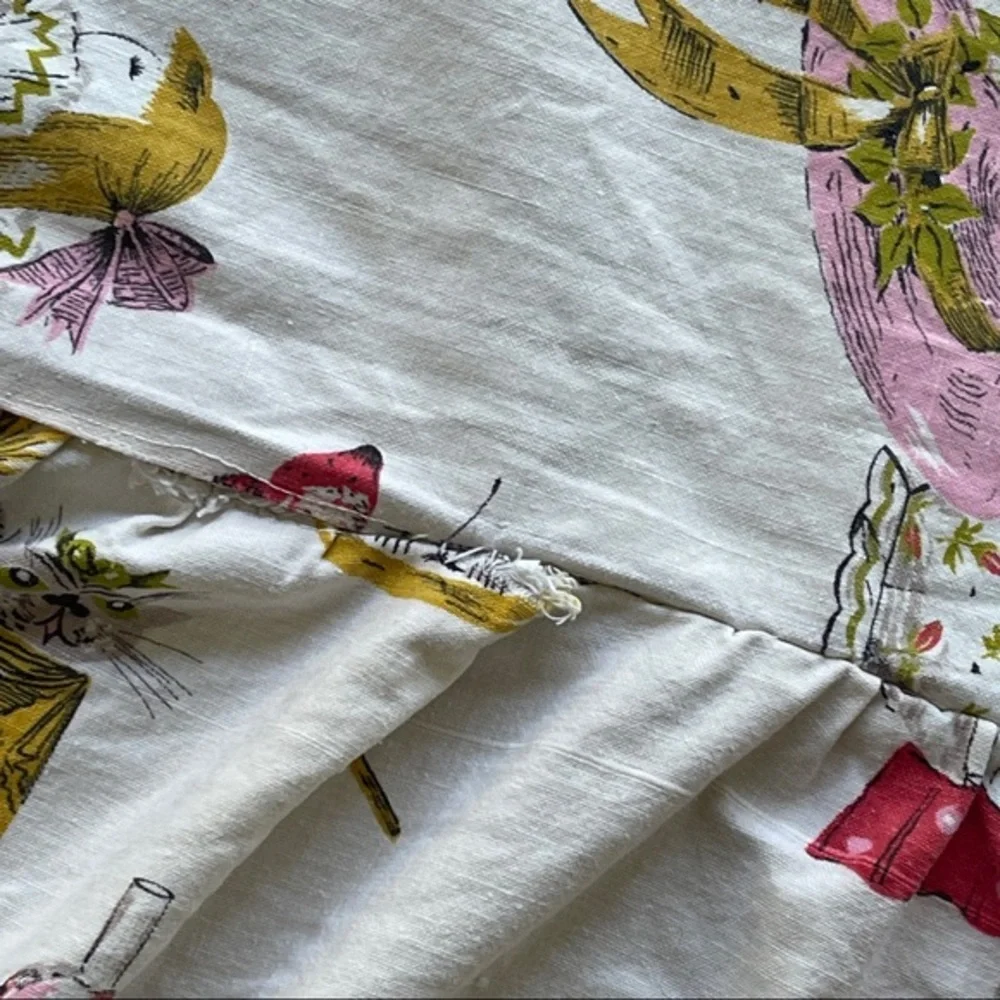 Vintage 60s Alice in Wonderland bedspread twin